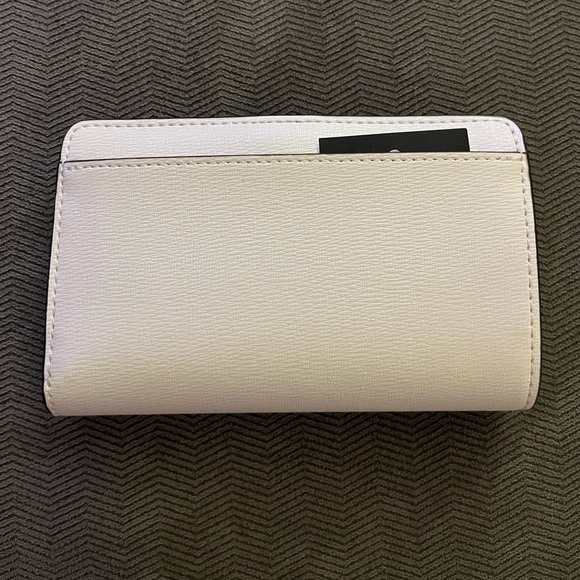 Kate Spade Wallet - Picture 2 of 6